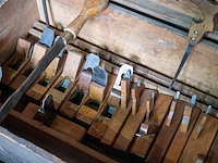 Kast 3_gereedschapskist gevuld - afbeelding 2 van  4