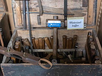 Kast 3_gereedschapskist gevuld - afbeelding 1 van  4