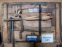 Kast 3_gereedschapskist gevuld - afbeelding 3 van  4