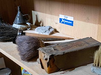 Kast 5_ verf- en boenborstels - afbeelding 2 van  3