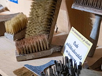 Kast 5_ verf- en boenborstels - afbeelding 3 van  3