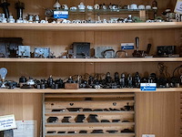 Kast 6_elektrische materialen in bakeliet - afbeelding 1 van  5