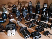 Kast 6_elektrische materialen in bakeliet - afbeelding 4 van  5