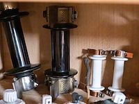 Kast 6_elektrische materialen in porselein - afbeelding 8 van  9