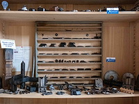 Kast 6_unieke collectie topie messen en boren - afbeelding 1 van  6