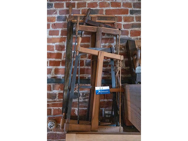 Kast 6_zagen - afbeelding 1 van  1