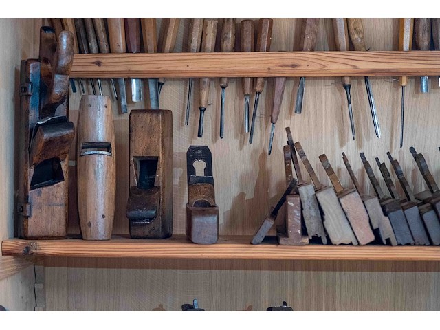 Kast 8_houten schaven - afbeelding 3 van  5