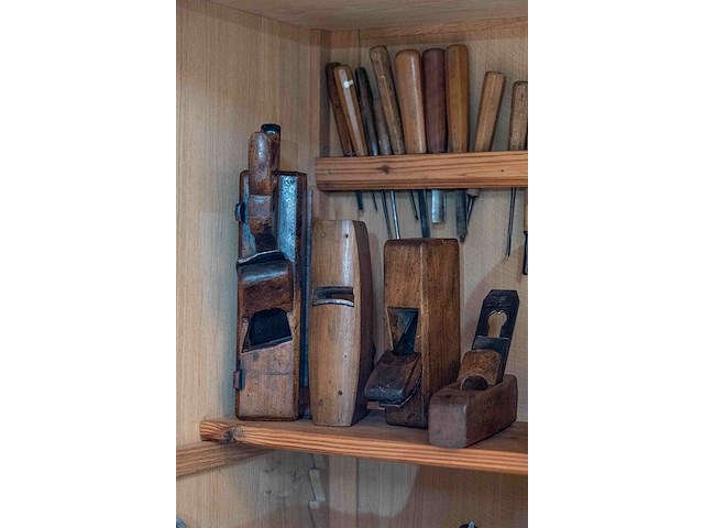 Kast 8_houten schaven - afbeelding 4 van  5