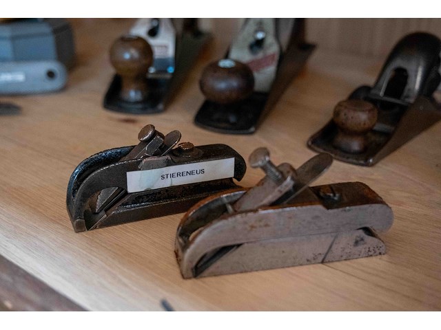 Kast 8_ijzeren schaven stanley e.a. - afbeelding 5 van  9