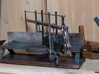 Kast 8_verstekzaag e.a. - afbeelding 2 van  5