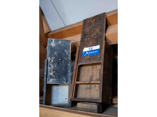 Kast 9_2 houten nagelbakjes - afbeelding 2 van  2