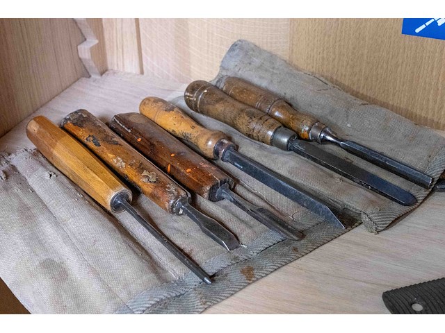 Kast 9_beitels en vijlen - afbeelding 1 van  3