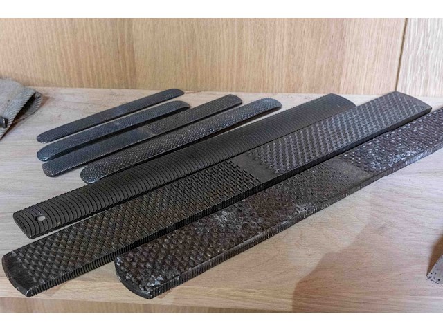 Kast 9_beitels en vijlen - afbeelding 2 van  3