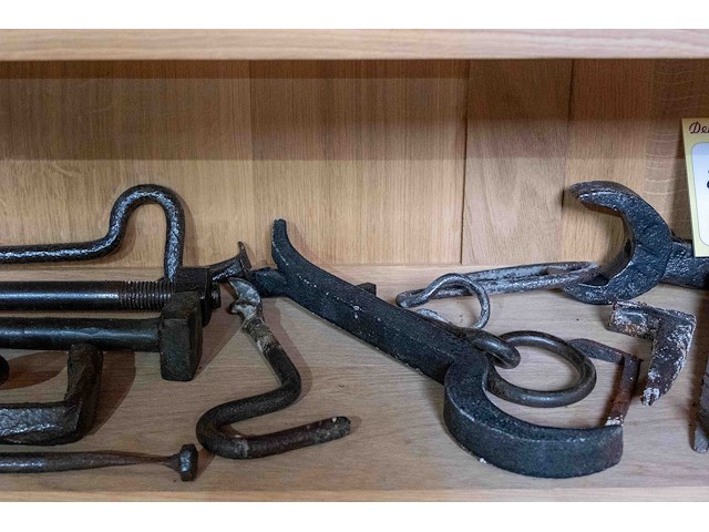 Kast 9_handgesmeede materialen - afbeelding 3 van  5