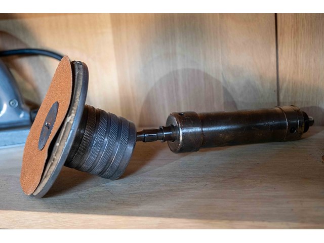 Kast 9_schuurmachine in aluminium - afbeelding 2 van  2