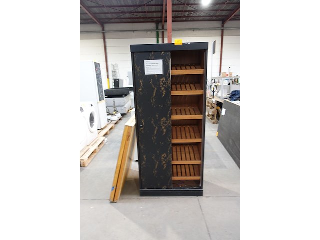 Kast + behangtafel - afbeelding 1 van  8