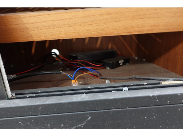 Kast + behangtafel - afbeelding 3 van  8