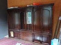 Kast in hout - afbeelding 2 van  2