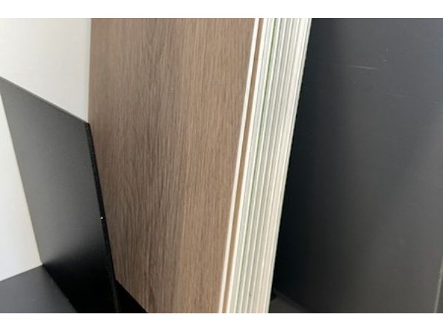 Kast + ladder op rail - afbeelding 8 van  8