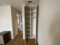 Kast met deuren - afbeelding 1 van  4