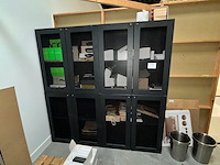 Kast met inhou - afbeelding 1 van  7