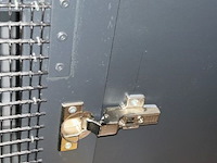 Kast met inhou - afbeelding 3 van  7