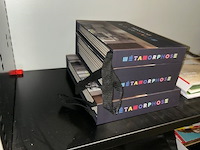 Kast met inhoud - afbeelding 4 van  7