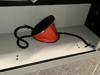 Kast met inhoud - afbeelding 7 van  7