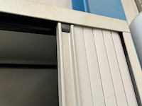 Kast met inhoud - afbeelding 2 van  8