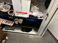 Kast met inhoud - afbeelding 5 van  8