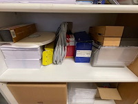 Kast met inhoud - afbeelding 13 van  14