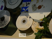 Kast met inhoud - afbeelding 10 van  10