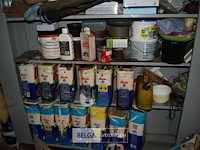 Kast met inhoud - afbeelding 1 van  4