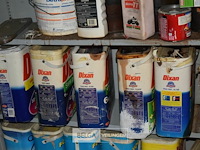 Kast met inhoud - afbeelding 4 van  4