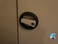 Kast met inhoud - afbeelding 3 van  5