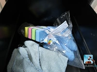 Kast met inhoud - afbeelding 4 van  9
