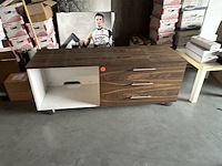 Kast met lades op wielen