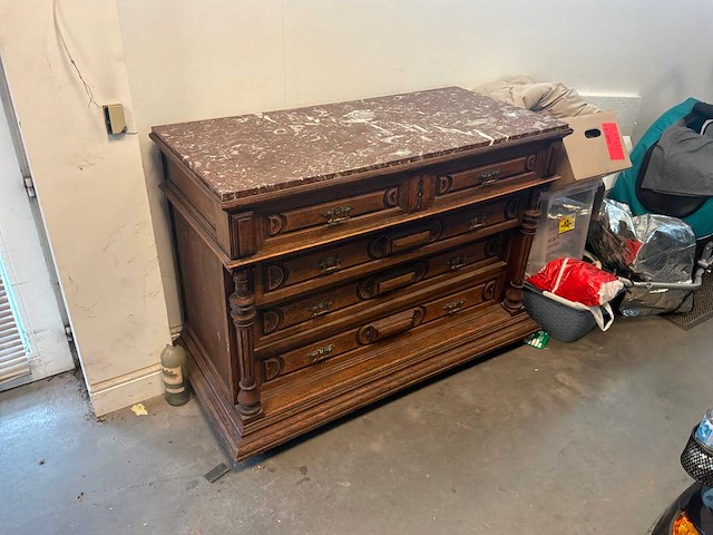 Kast met natuurstenen blad - afbeelding 1 van  6