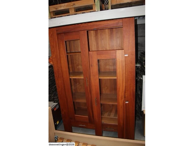 Kast met schuif en glazen deuren - afbeelding 2 van  3