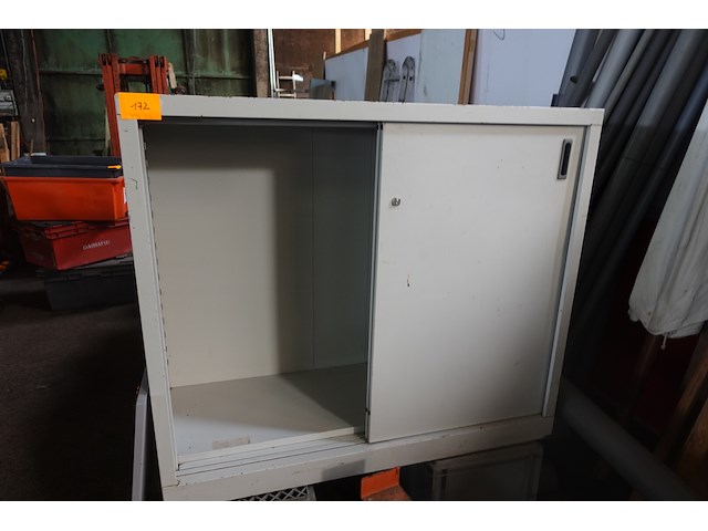 Kast met schuifdeuren h.1,05 x l.1,20 x d.0,,47 cm - afbeelding 1 van  2