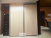 Kast met schuifdeuren - afbeelding 2 van  2