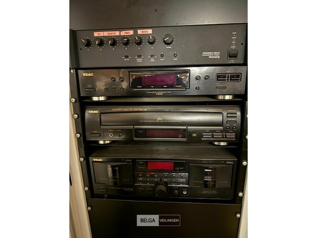 Kast met volledige audio-installatie precedence - afbeelding 2 van  2