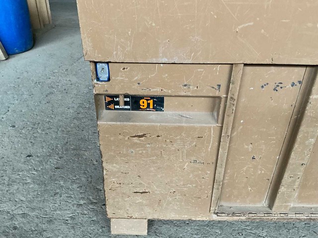 Kast voor pick up lichte vracht. overige aannemersmateriaal - afbeelding 16 van  16