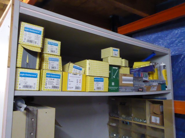 Kast vv inhoud - afbeelding 2 van  3