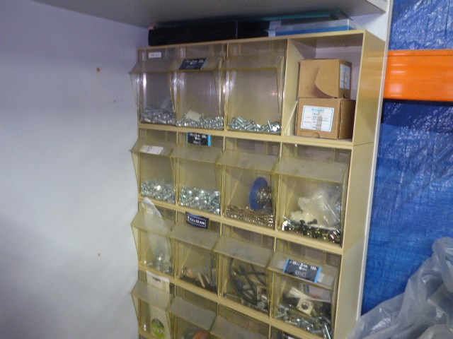 Kast vv inhoud - afbeelding 3 van  3