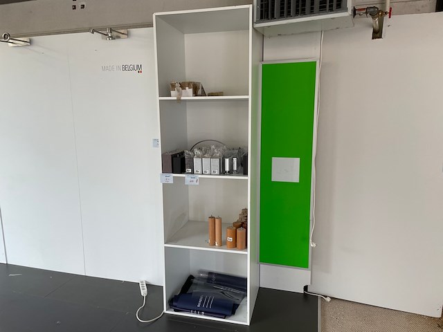 Kast + wand - afbeelding 1 van  5