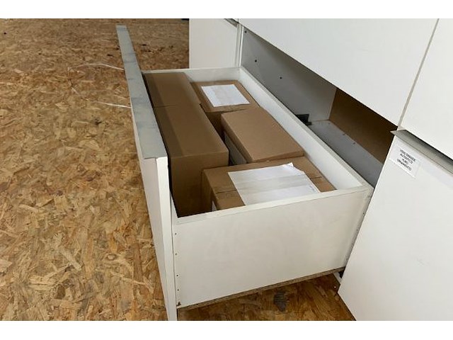 Kast - afbeelding 5 van  5