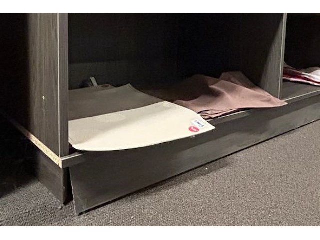 Kast - afbeelding 4 van  4