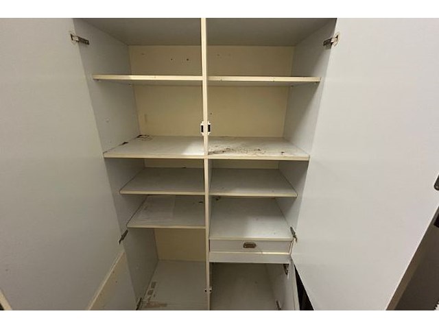 Kast - afbeelding 2 van  3