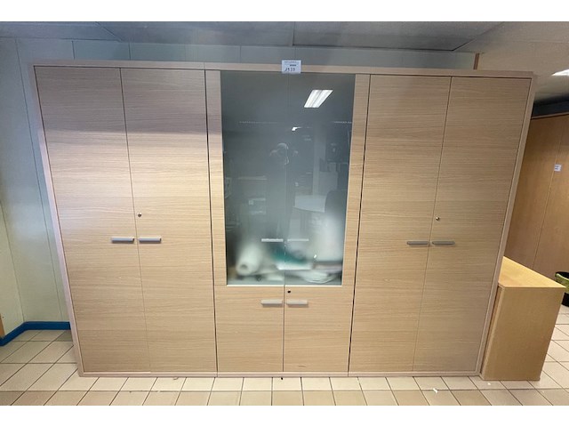 Kast - afbeelding 1 van  8